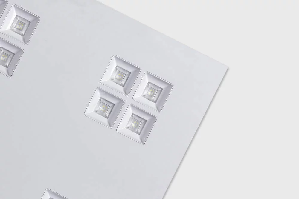 Anti-Glare 2x2ft LED Recessed Ceiling Light Panel with UGR19 (1)